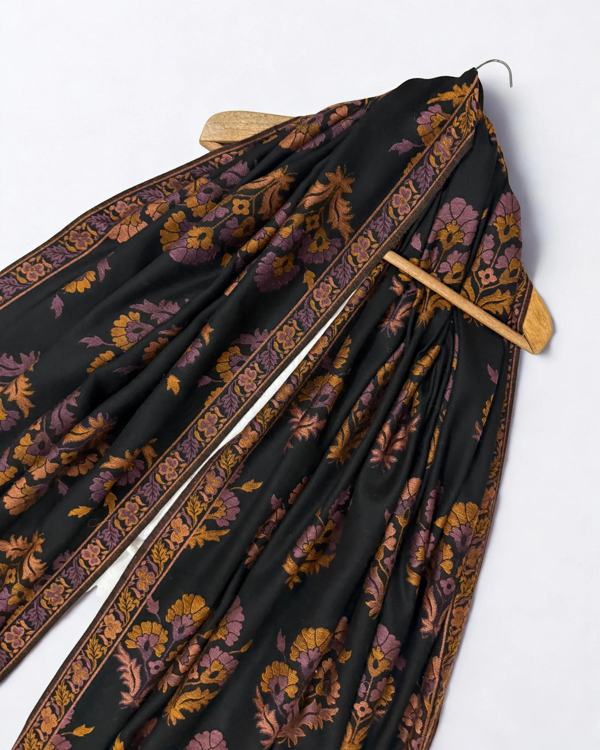Pure Kashmiri Pashmina Kani shawl, handwoven Kani pashmina, view 2