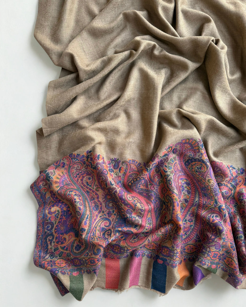 Fine Pashmina Ring Palladar shawl in khaki green, handwoven pashmina ring shawl, view 5