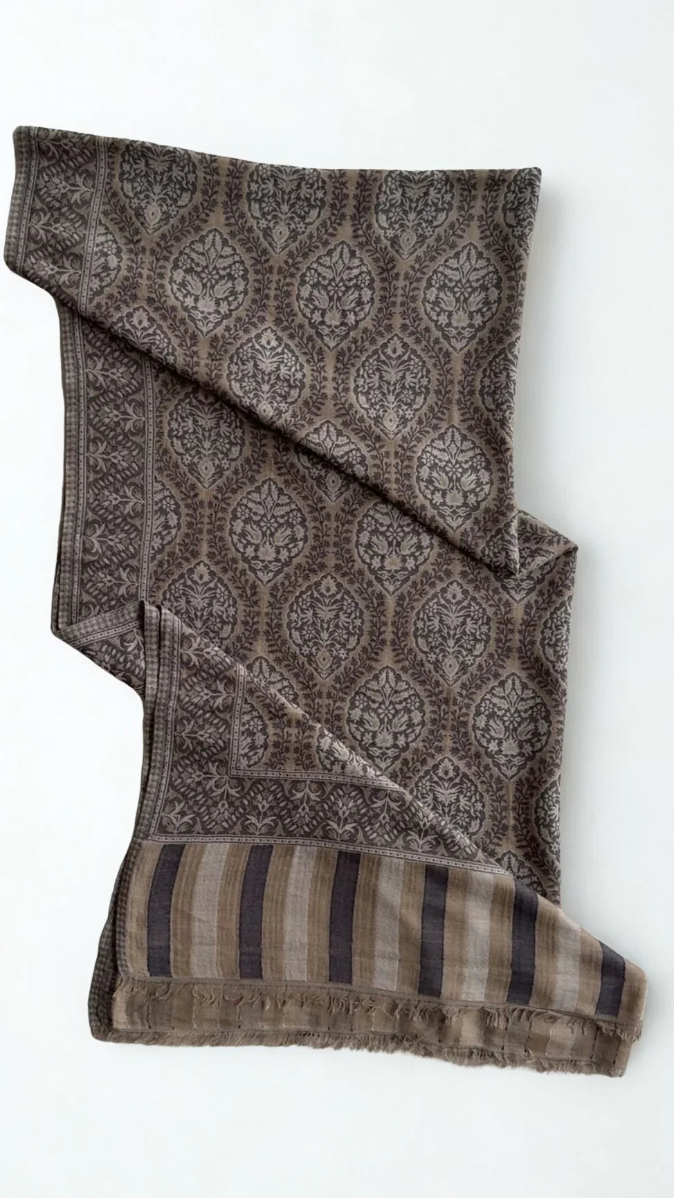 Fine Pashmina Ring Palladar shawl in dusty walnut, handwoven pashmina ring shawl