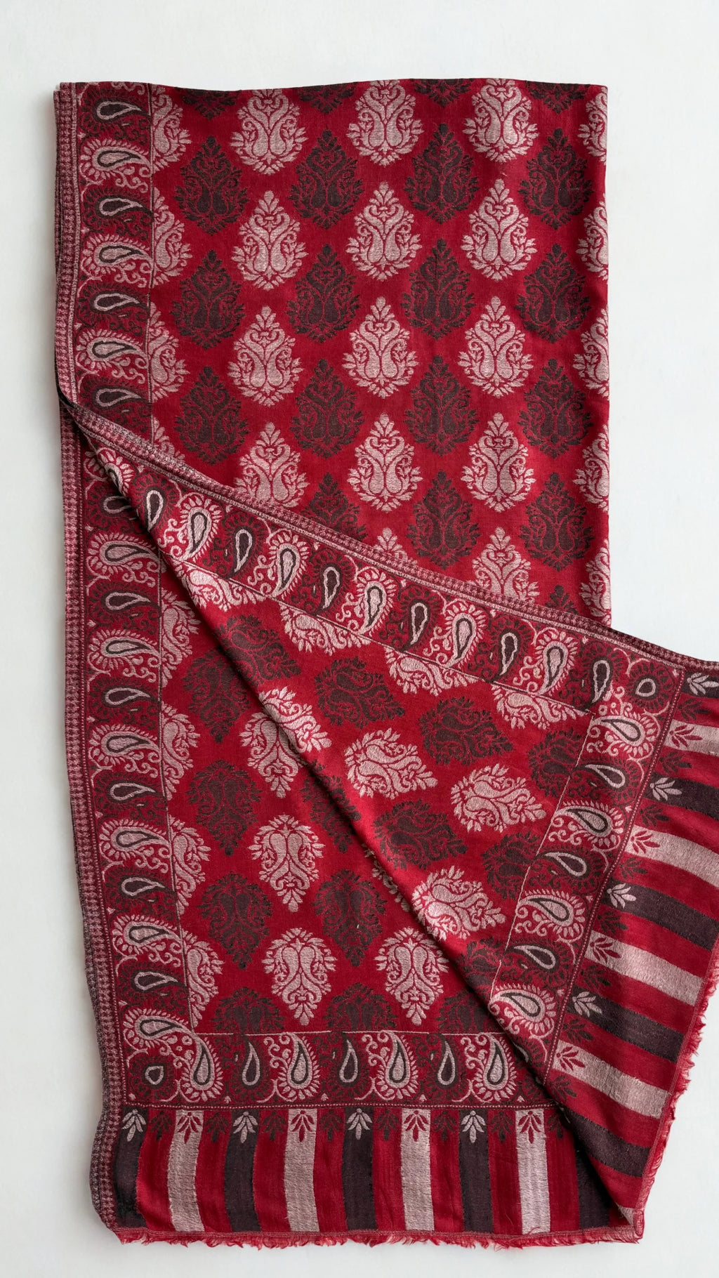 Fine Pashmina Ring shawl in red and white, handwoven pashmina ring shawl