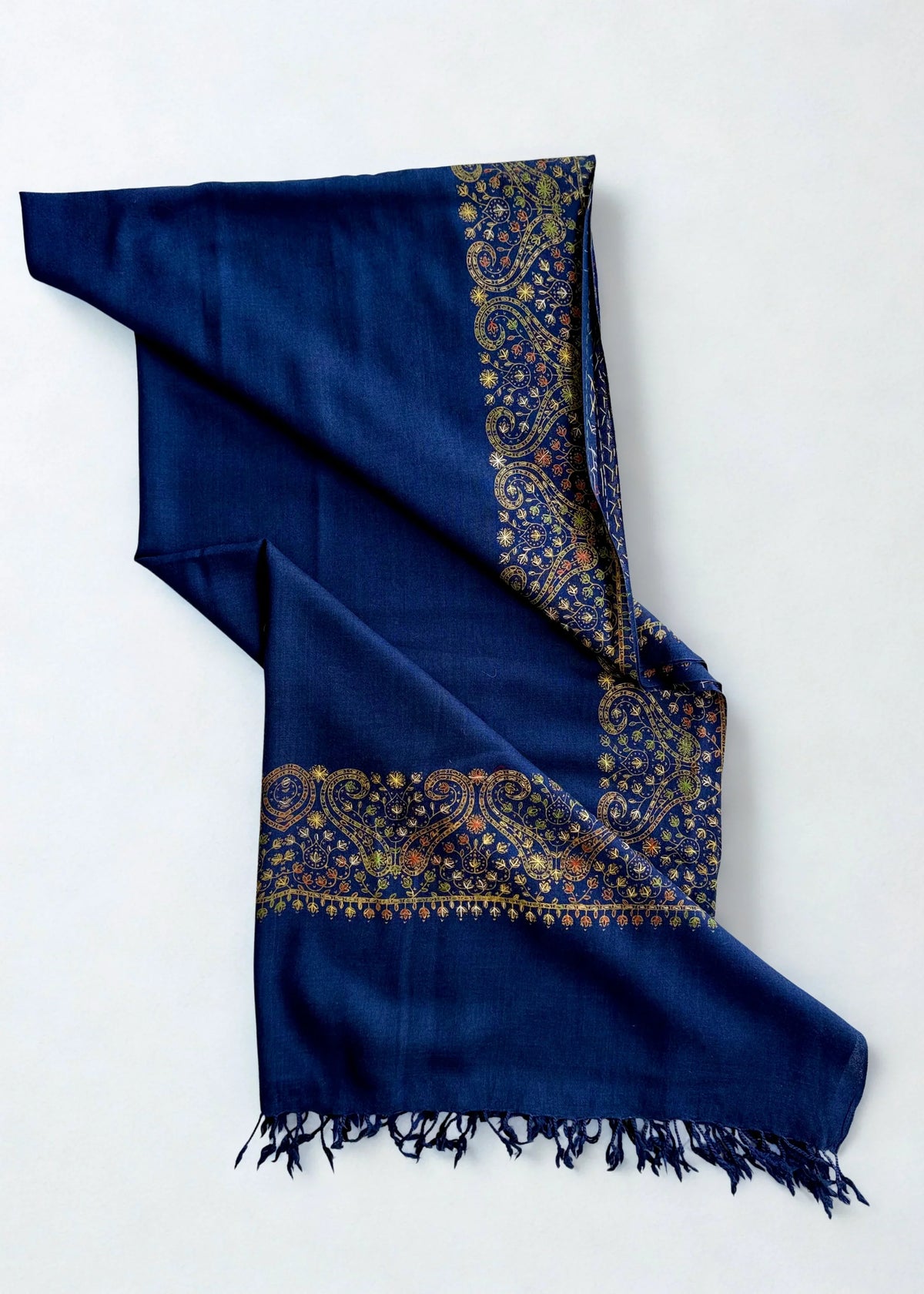 Pashmina woollen shawl in navy blue, handwoven pashmina, view 2