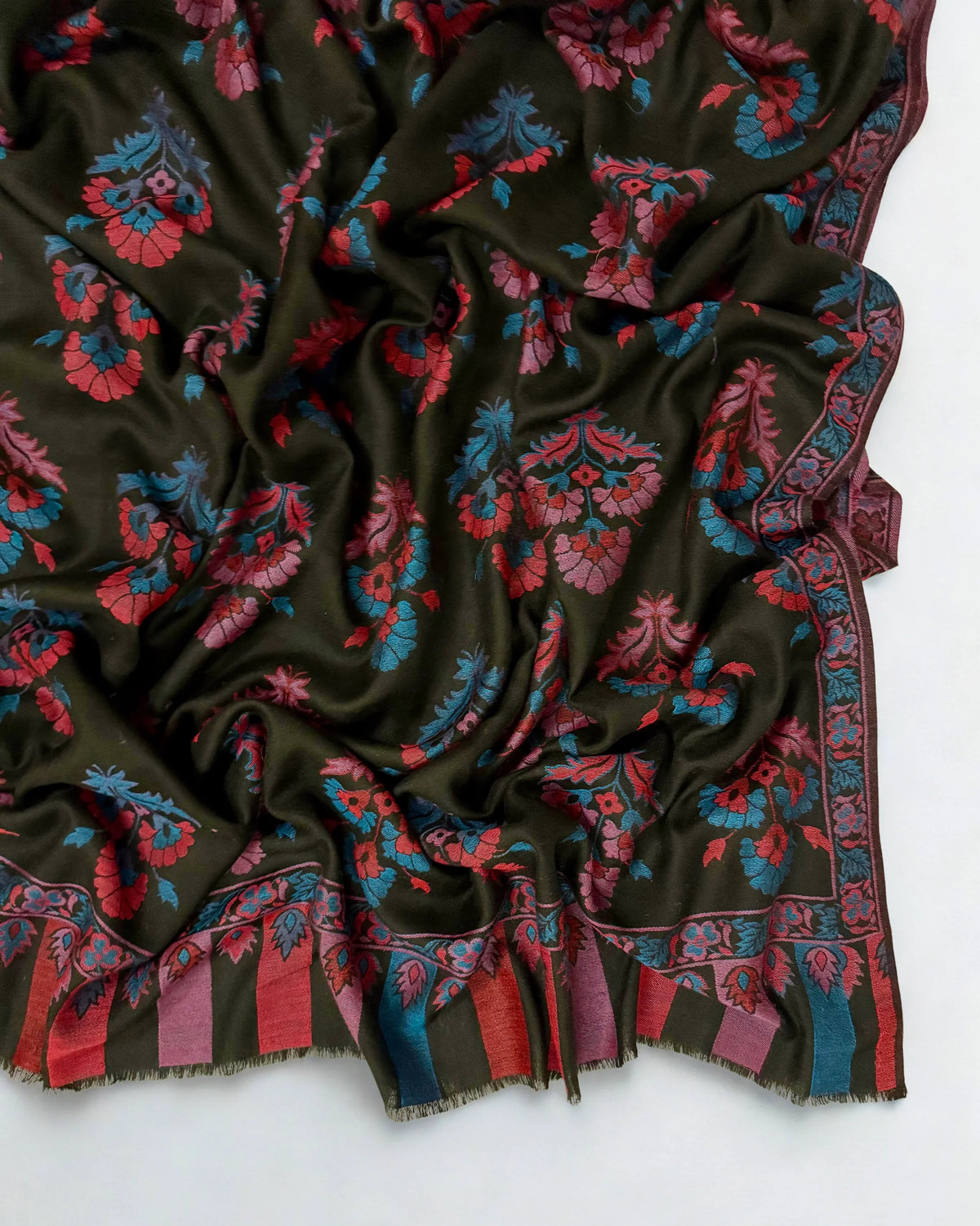 Pure Kashmiri Pashmina Kani shawl in black, handwoven Kani pashmina, view 2