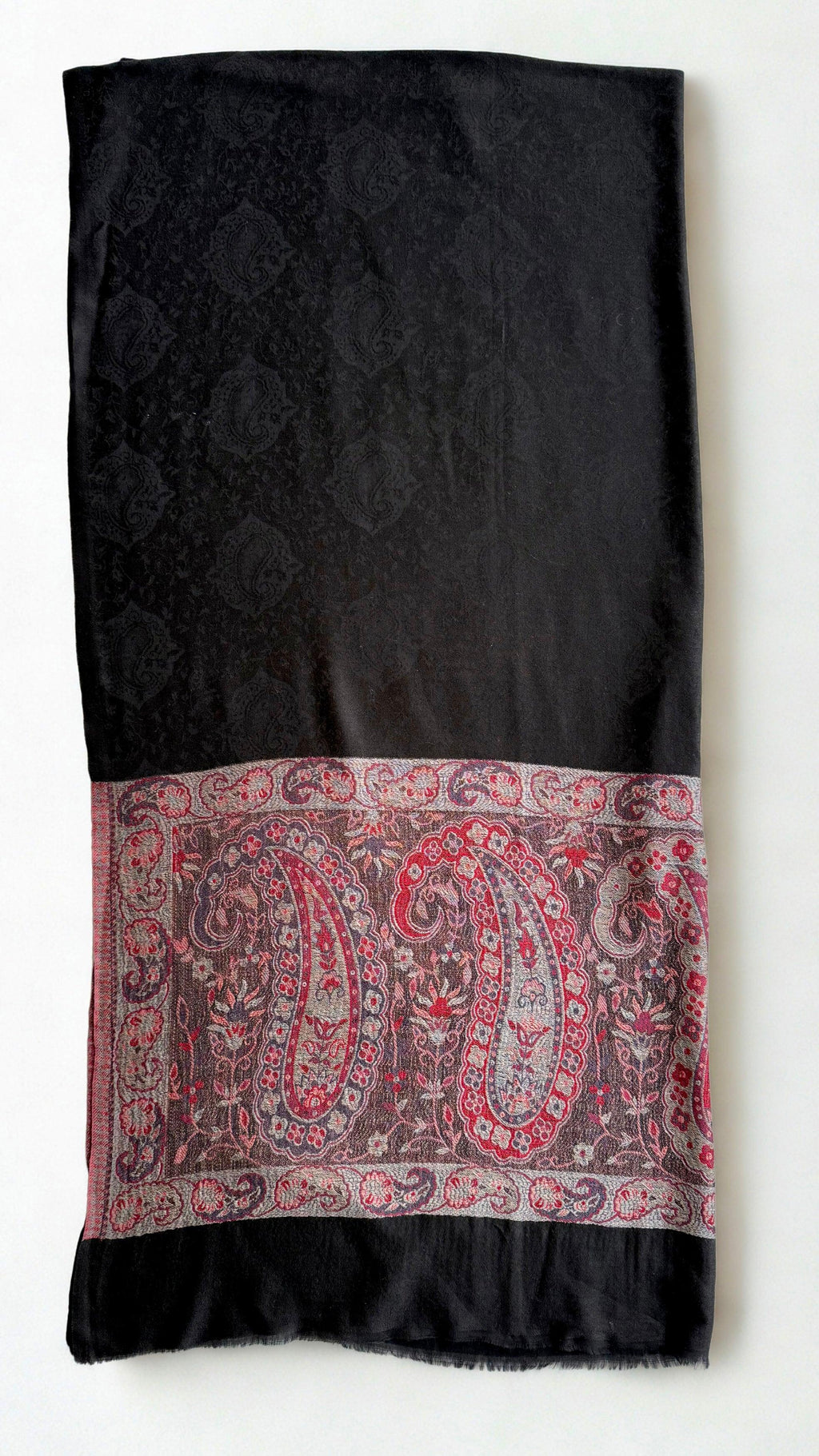 Fine Pashmina Ring Palladar shawl in elegant black, handwoven pashmina ring shawl, view 2