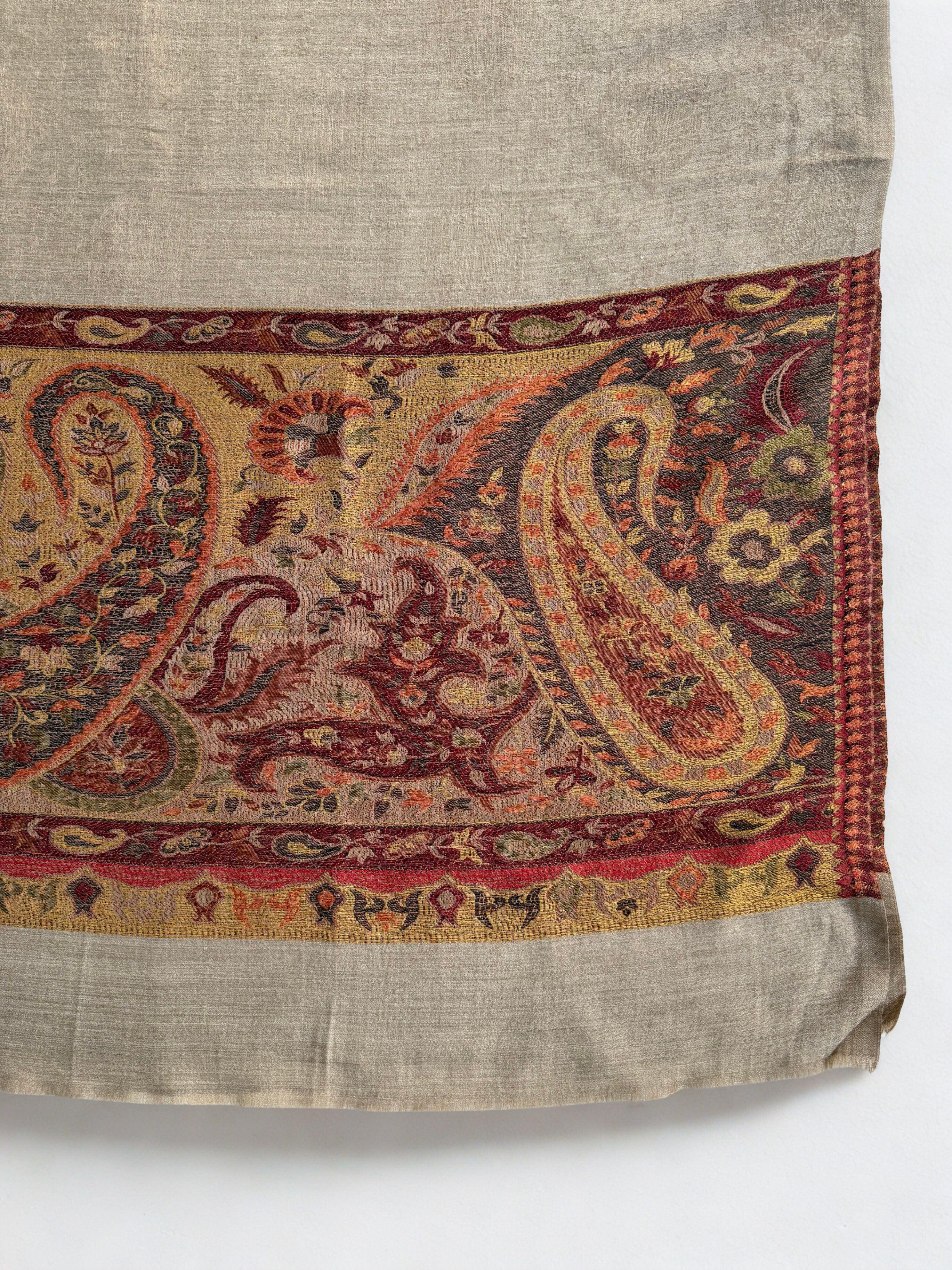 Fine Pashmina Ring Palladar shawl in Mushki, handwoven pashmina ring shawl, view 3