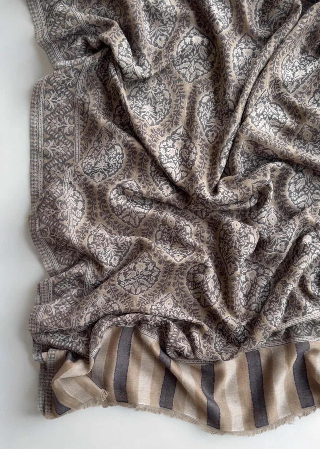 Fine Pashmina Ring Palladar shawl in dusty walnut, handwoven pashmina ring shawl, view 4