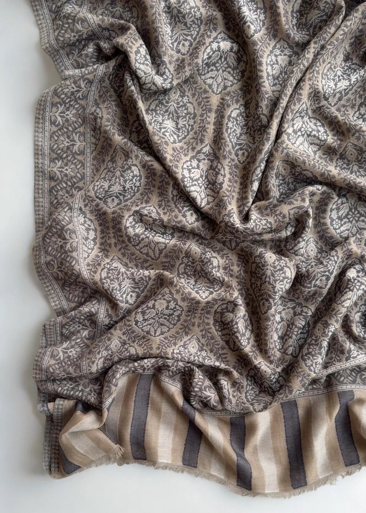 Fine Pashmina Ring Palladar shawl in dusty walnut, handwoven pashmina ring shawl, view 4