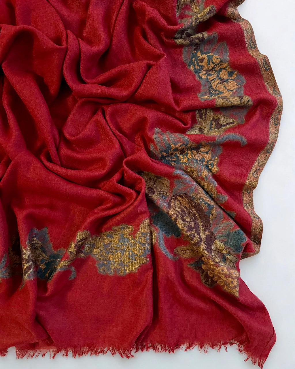 Pure Kashmiri Pashmina Kani shawl in red, handwoven Kani pashmina, view 3