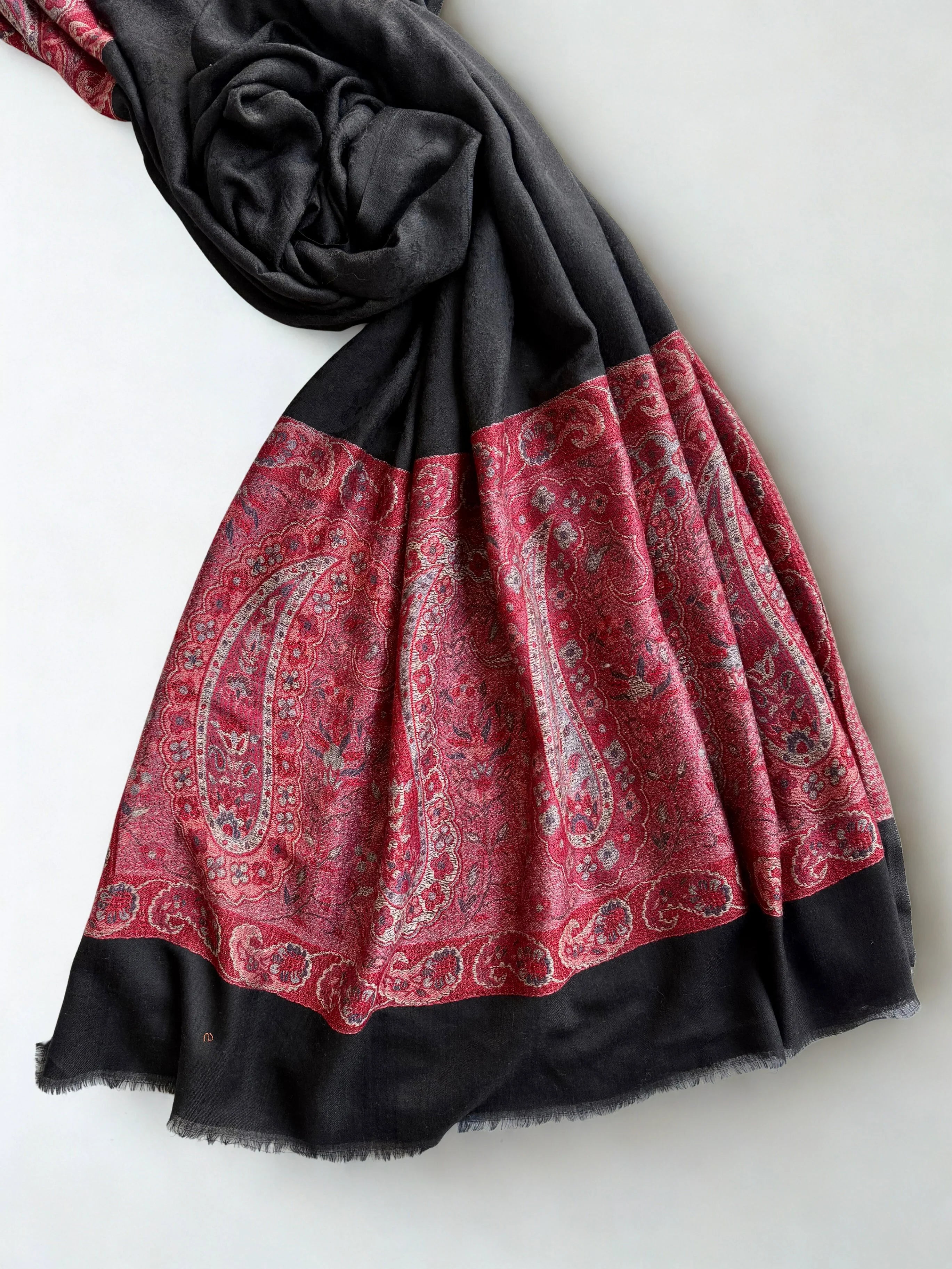 Fine Pashmina Ring Palladar shawl in elegant black, handwoven pashmina ring shawl, view 6