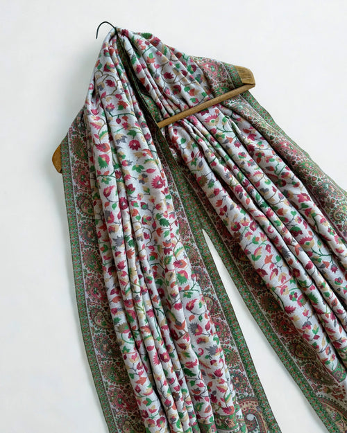 Fine Pashmina Kani shawl in white, handwoven Kani pashmina, view 2