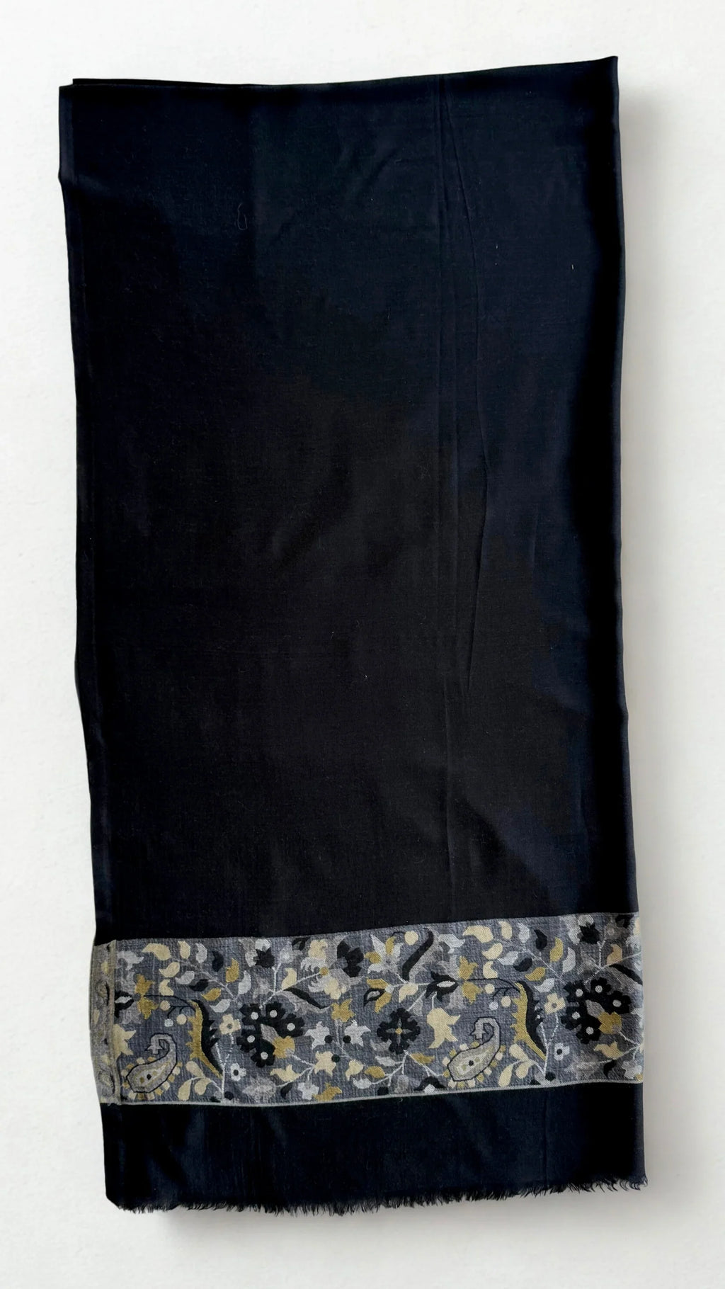 Fine Pashmina Ring shawl in black, handwoven pashmina ring shawl, view 2