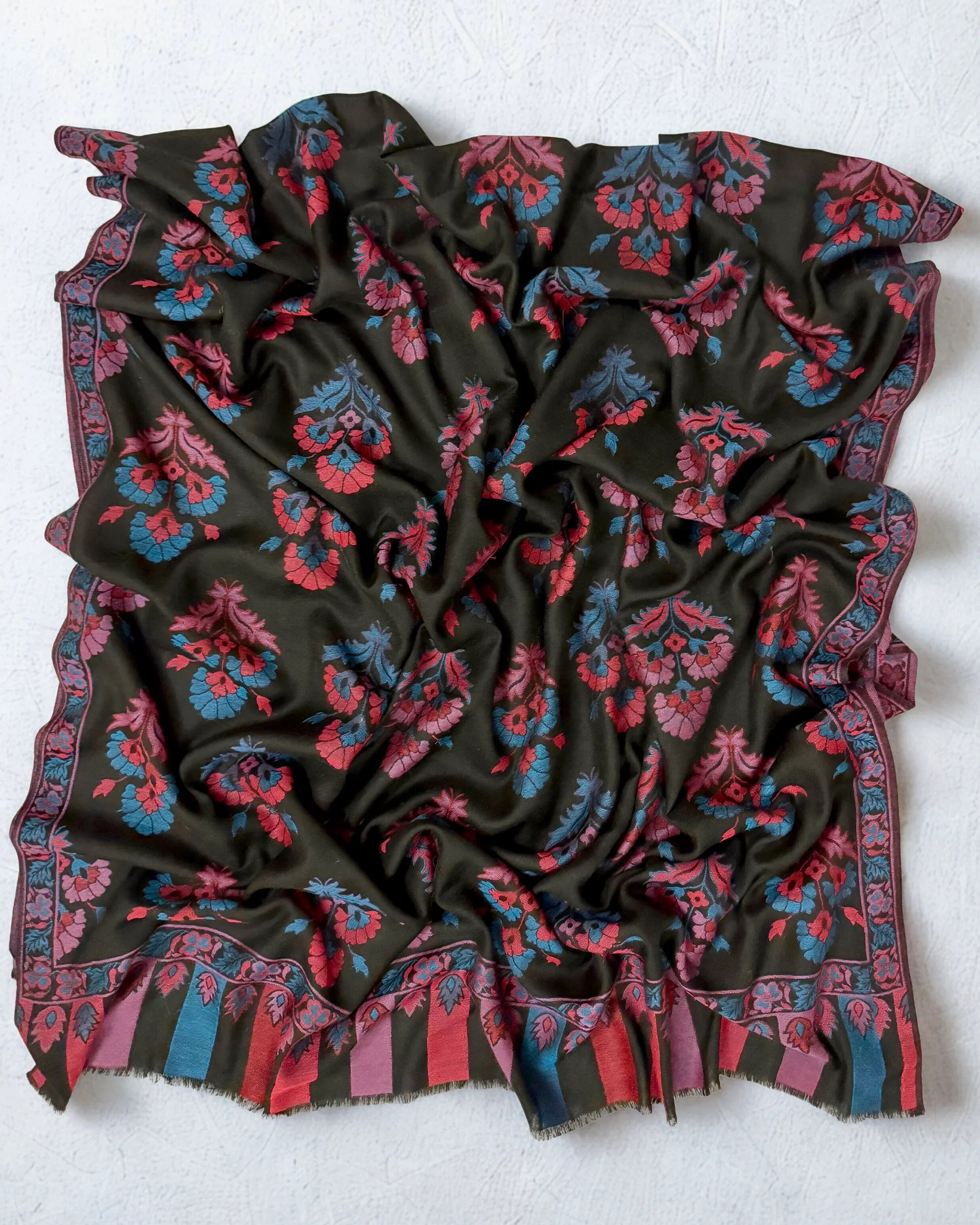 Pure Kashmiri Pashmina Kani shawl in black, handwoven Kani pashmina, view 3