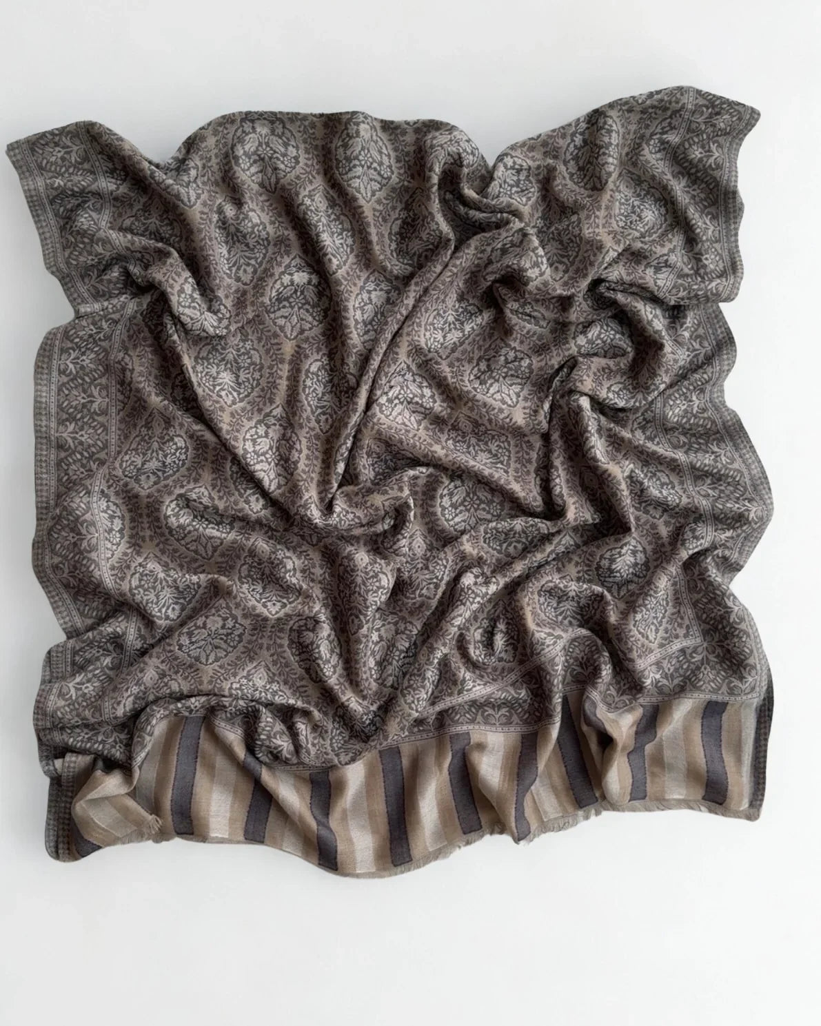 Fine Pashmina Ring Palladar shawl in dusty walnut, handwoven pashmina ring shawl, view 5